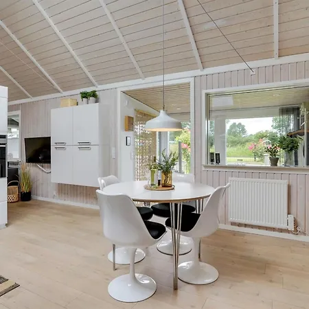 Kei - 75m From The Sea By Interhome
