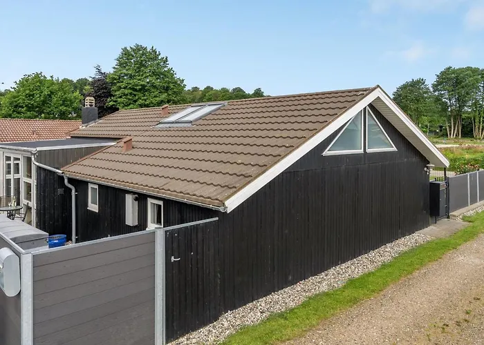 Dom wakacyjny Holiday Home Kei - 75M From The Sea By Interhome