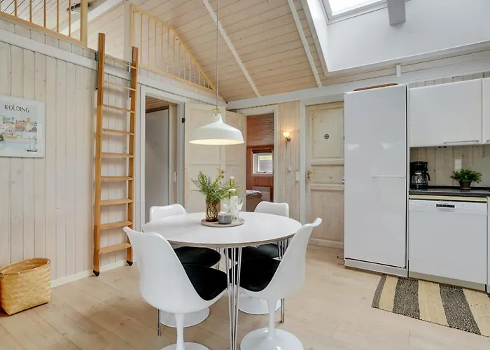 Dom wakacyjny Holiday Home Kei - 75M From The Sea By Interhome *