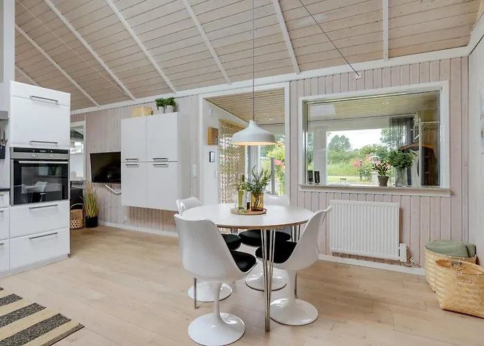 펜션 Holiday Home Kei - 75M From The Sea By Interhome