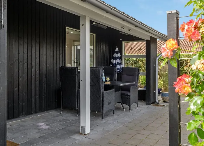 Dom wakacyjny Holiday Home Kei - 75M From The Sea By Interhome *